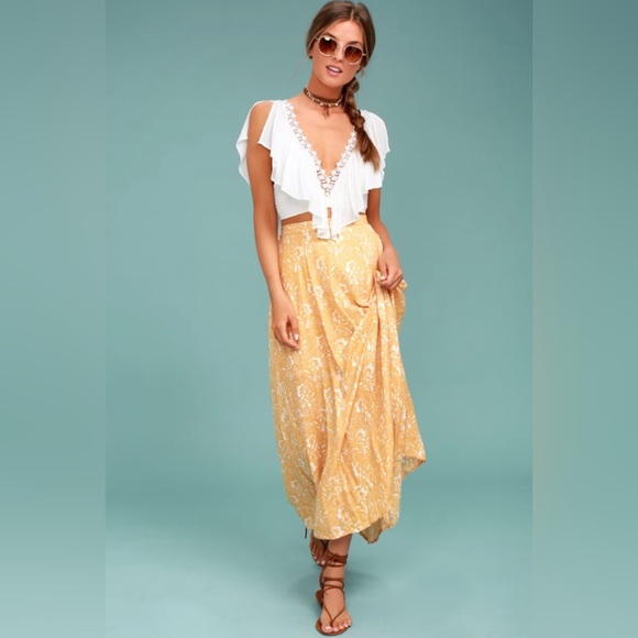 Lulus Saturday in the Park White Lace Crop Top - Picture 2 of 4